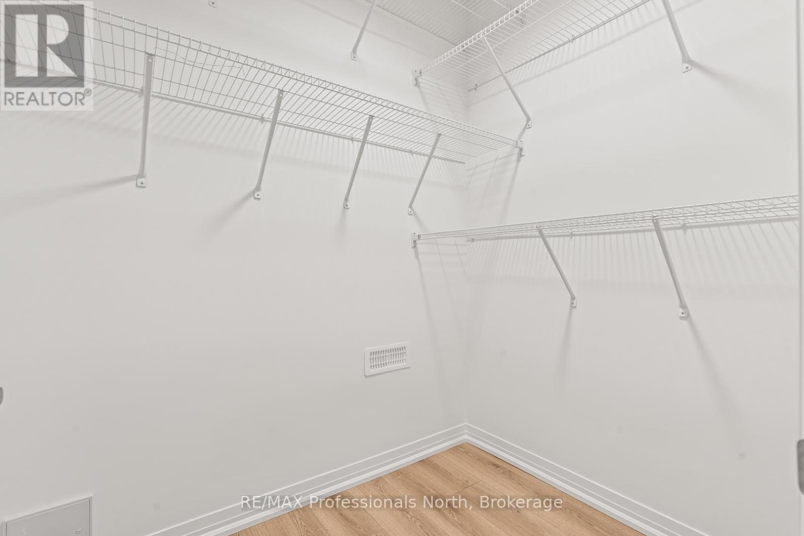 1076 Angel Road, Dysart Et Al (Guilford), Ontario  K0M 1M0 - Photo 32 - X12688670