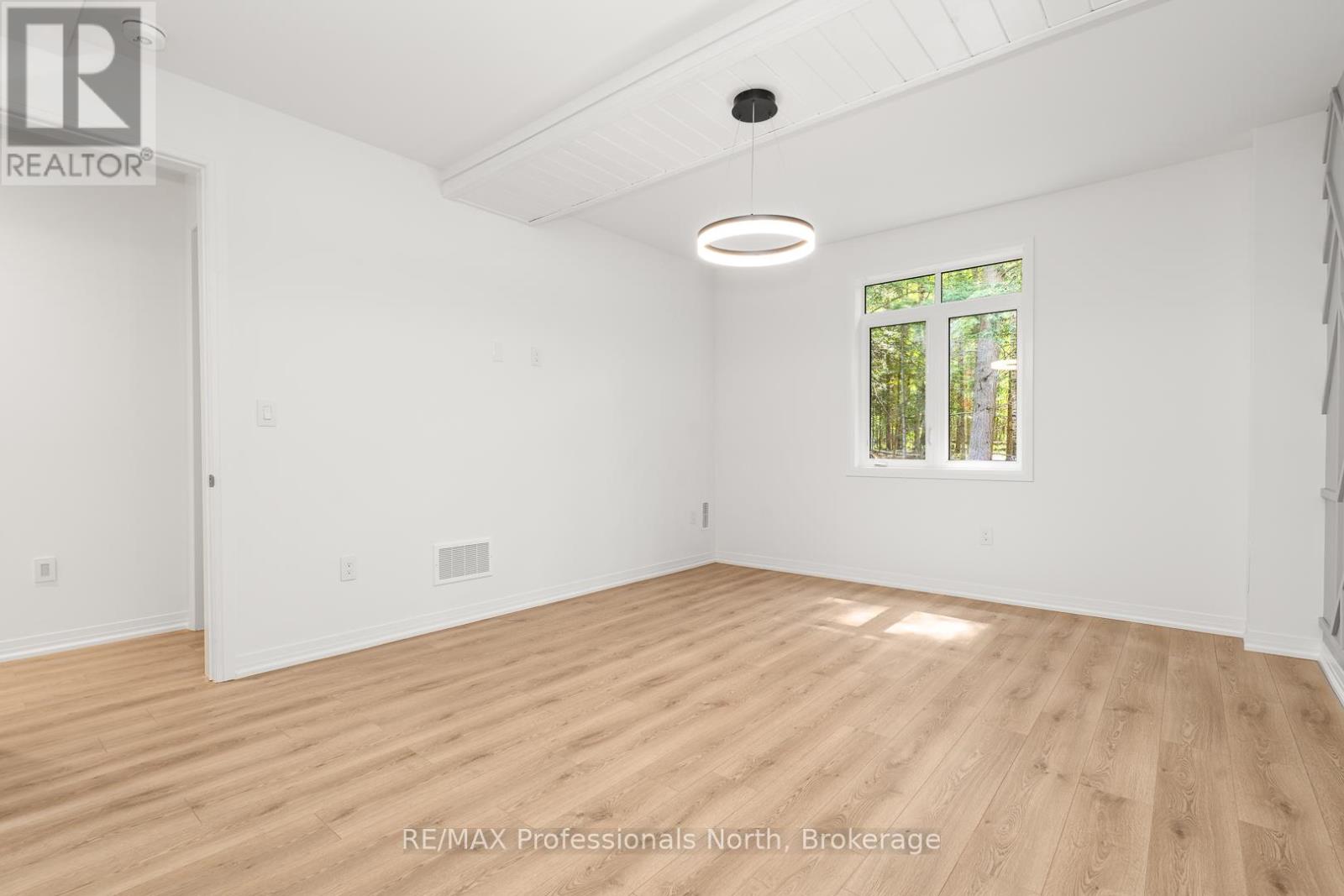 1076 Angel Road, Dysart Et Al (Guilford), Ontario  K0M 1M0 - Photo 35 - X12688670