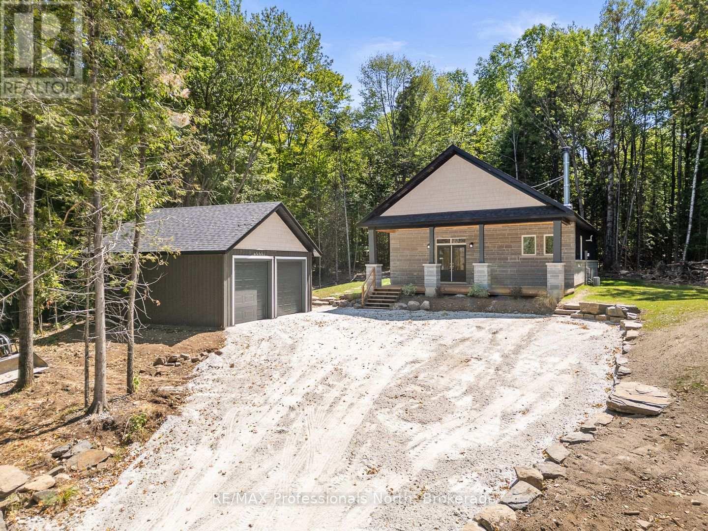 1076 Angel Road, Dysart Et Al (Guilford), Ontario  K0M 1M0 - Photo 9 - X12688670