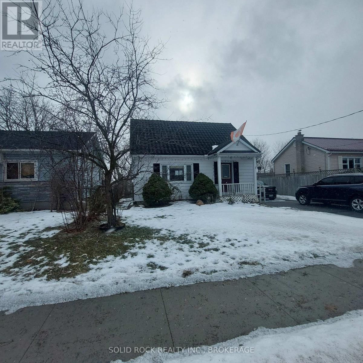 7 Orchard Drive, Belleville, Ontario K8P 2K2 - Photo 1 - X12688678