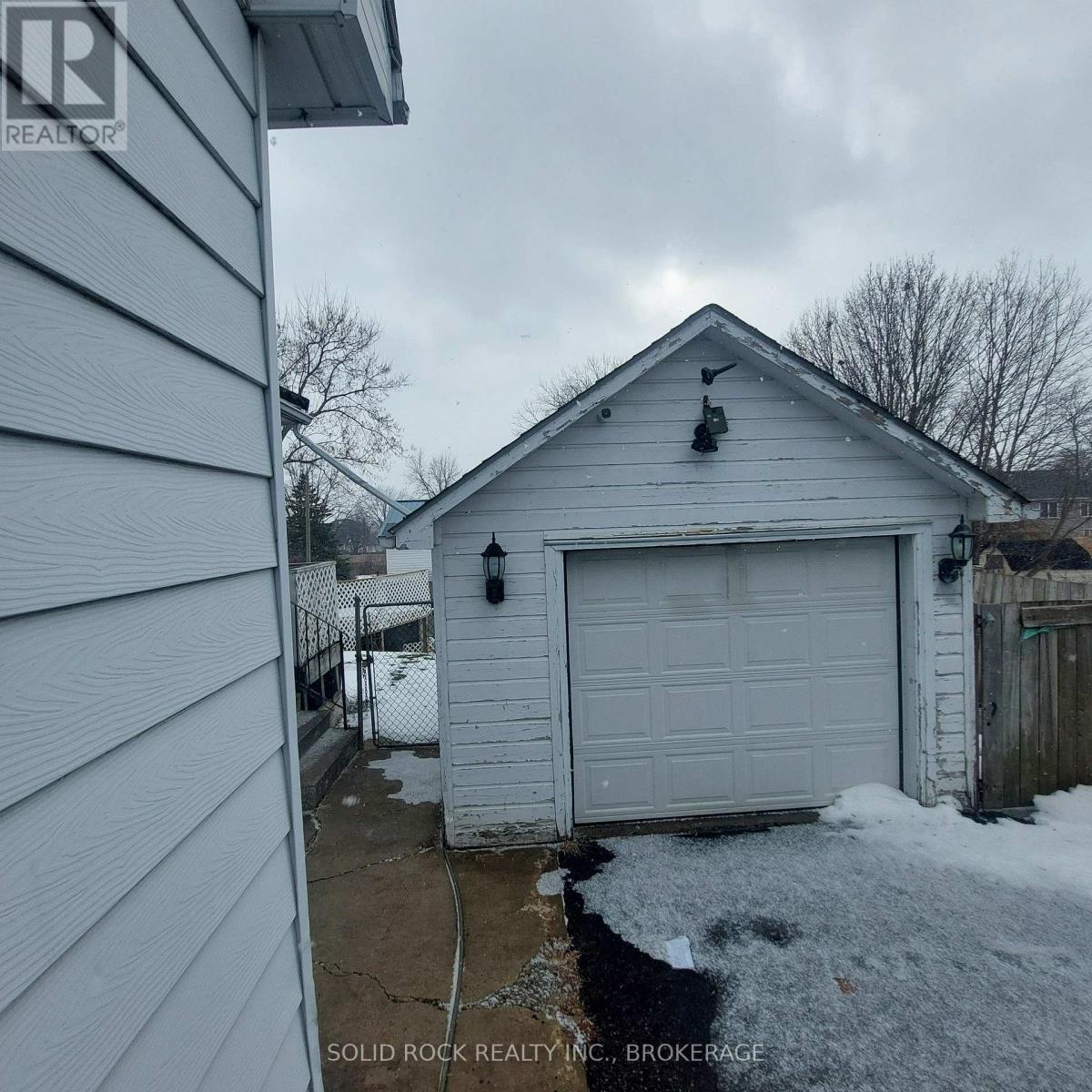 7 Orchard Drive, Belleville, Ontario K8P 2K2 - Photo 17 - X12688678