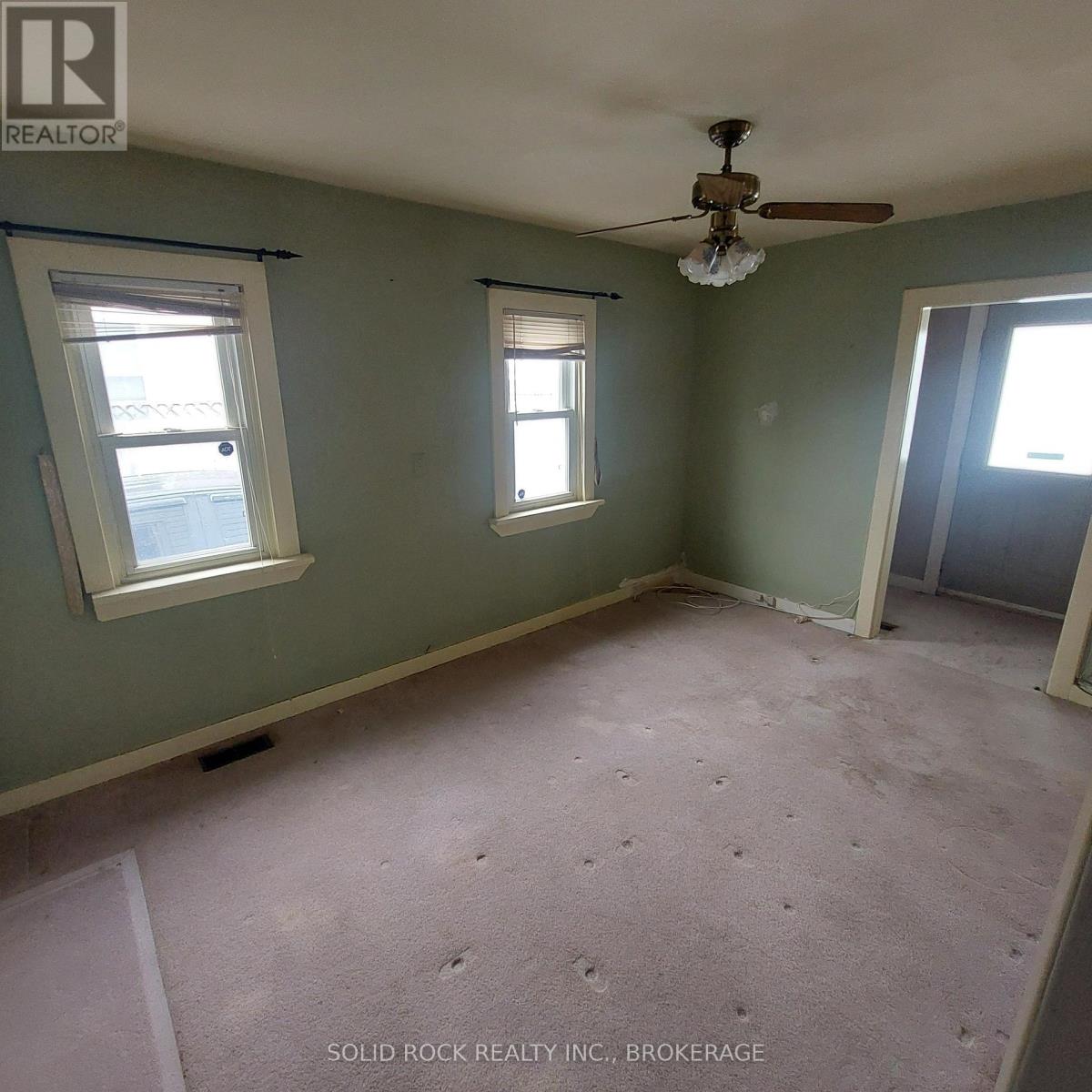 7 Orchard Drive, Belleville, Ontario K8P 2K2 - Photo 2 - X12688678