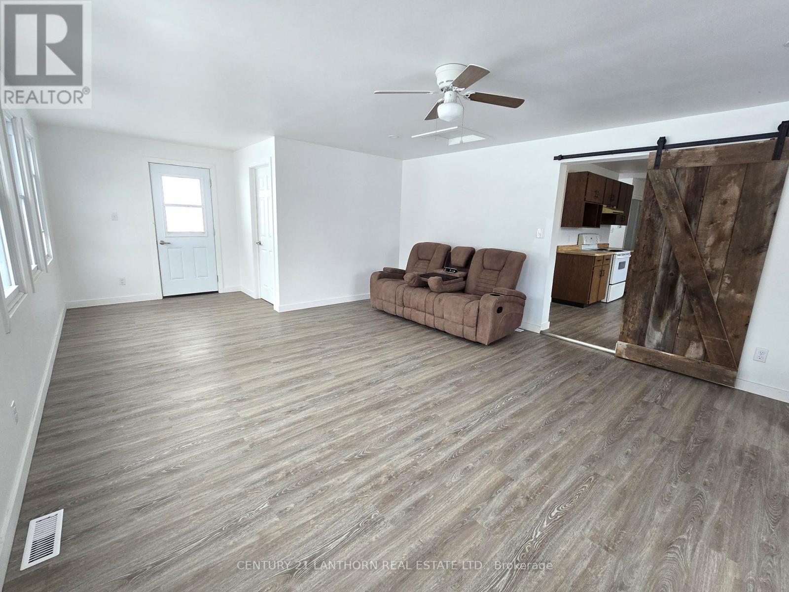 87 Rorabeck Road, Quinte West, Ontario  K8V 5P8 - Photo 8 - X12688724