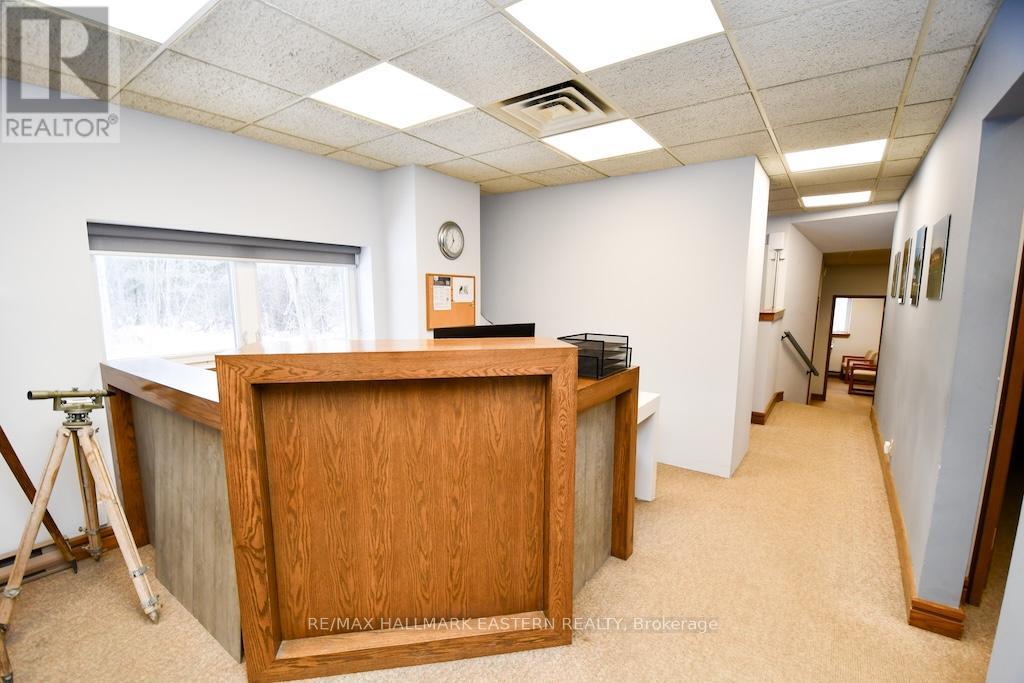 1970 Brown Line, Cavan Monaghan, Ontario  K9J 6Z9 - Photo 12 - X12688728