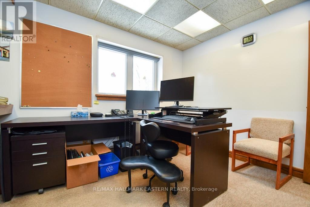 1970 Brown Line, Cavan Monaghan, Ontario  K9J 6Z9 - Photo 15 - X12688728