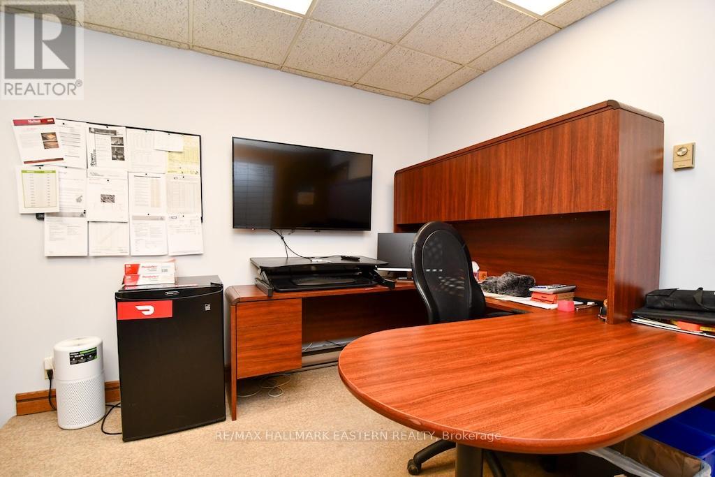 1970 Brown Line, Cavan Monaghan, Ontario  K9J 6Z9 - Photo 18 - X12688728