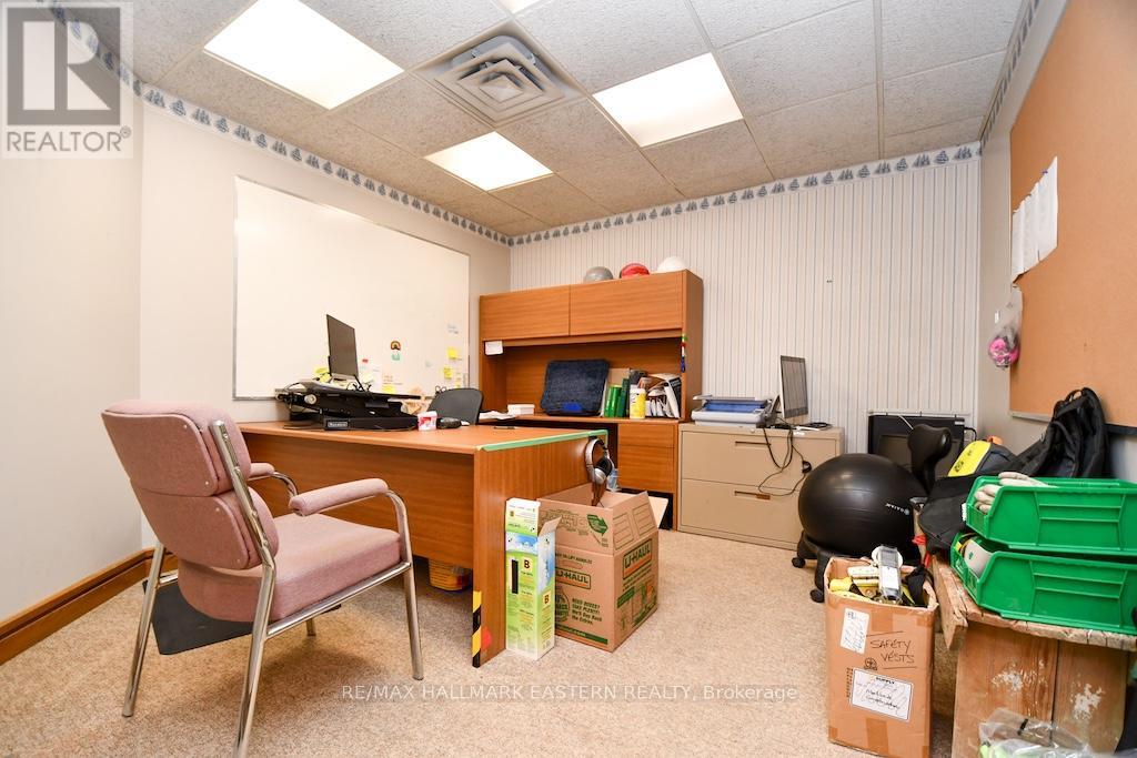 1970 Brown Line, Cavan Monaghan, Ontario  K9J 6Z9 - Photo 19 - X12688728