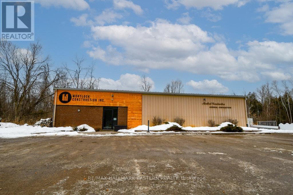 1970 Brown Line, Cavan Monaghan, Ontario  K9J 6Z9 - Photo 2 - X12688728