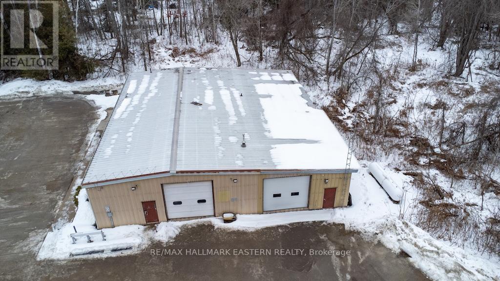 1970 Brown Line, Cavan Monaghan, Ontario  K9J 6Z9 - Photo 3 - X12688728