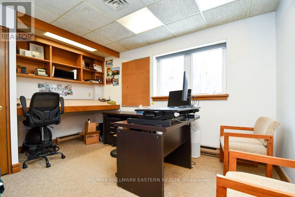 1970 Brown Line, Cavan Monaghan, Ontario  K9J 6Z9 - Photo 7 - X12688728