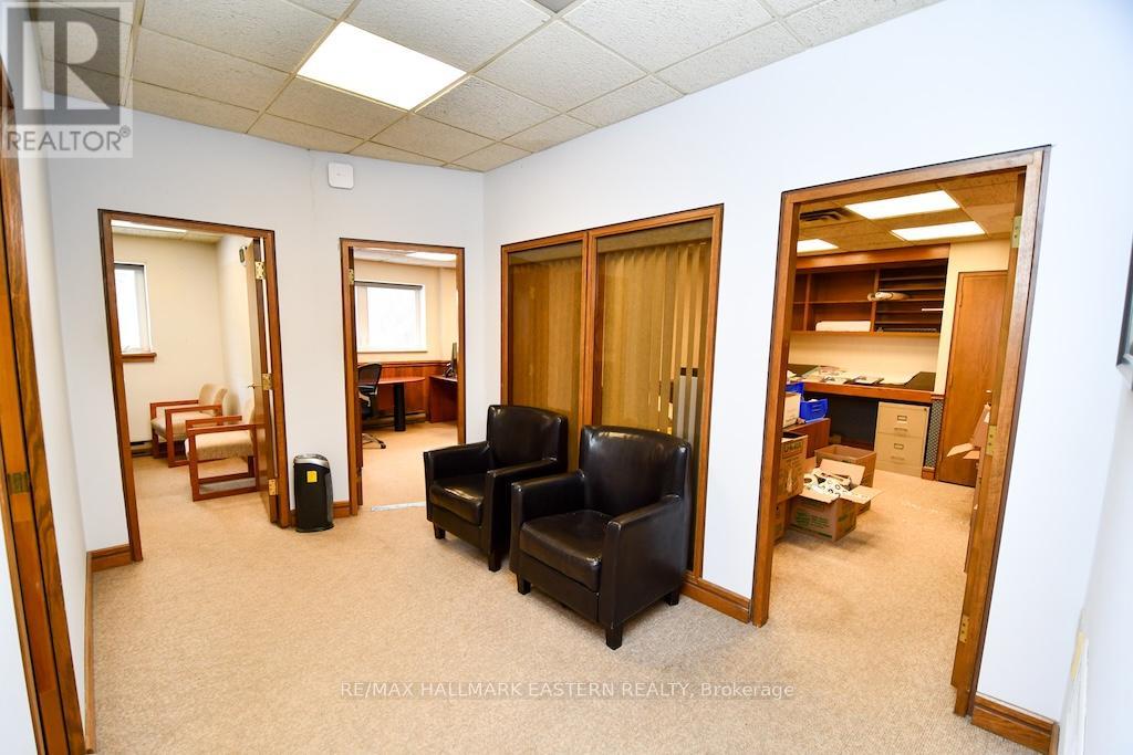 1970 Brown Line, Cavan Monaghan, Ontario  K9J 6Z9 - Photo 8 - X12688728