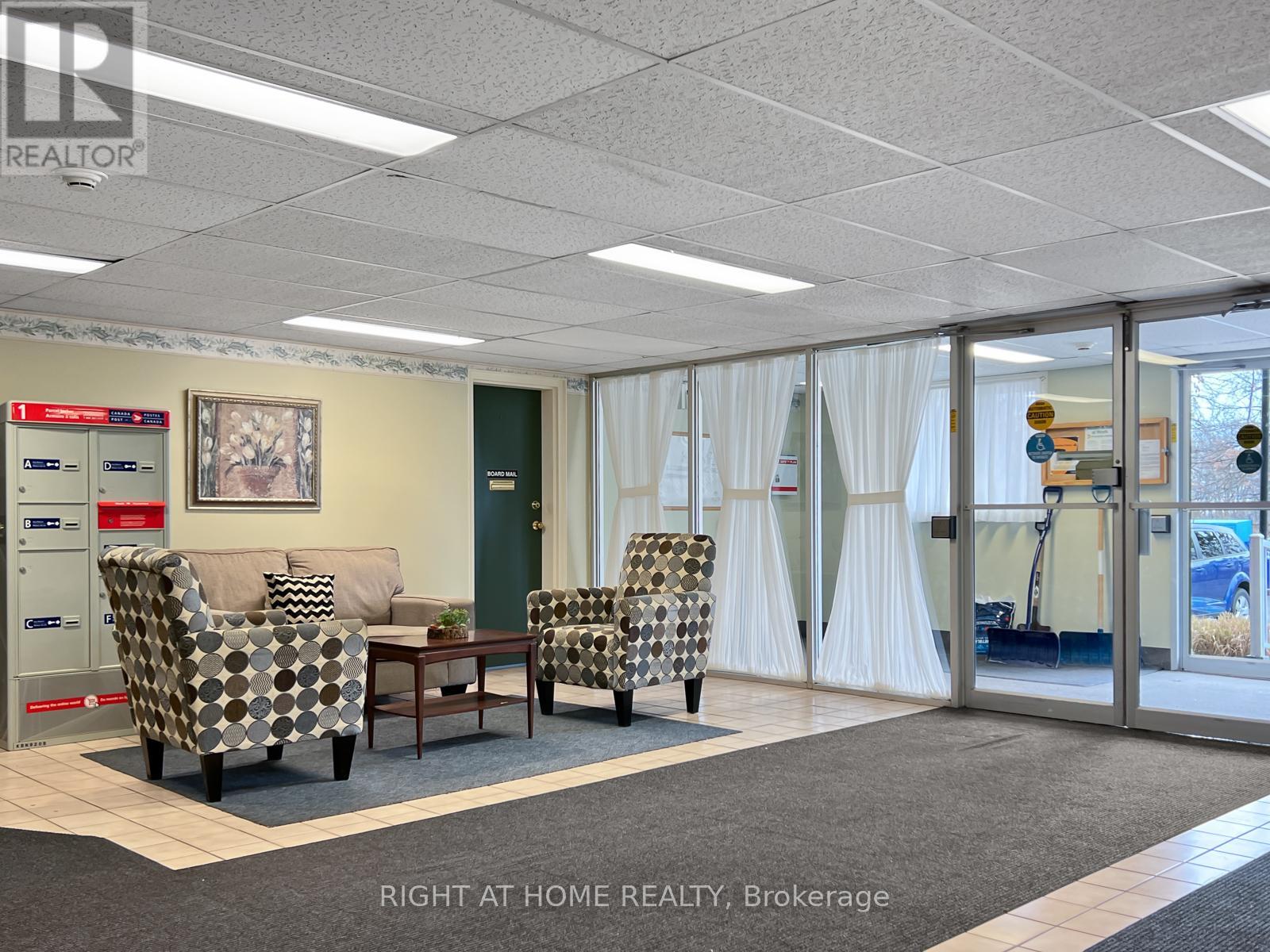 223 - 175 Haig Road, Belleville, Ontario  K8N 5R7 - Photo 5 - X12688828