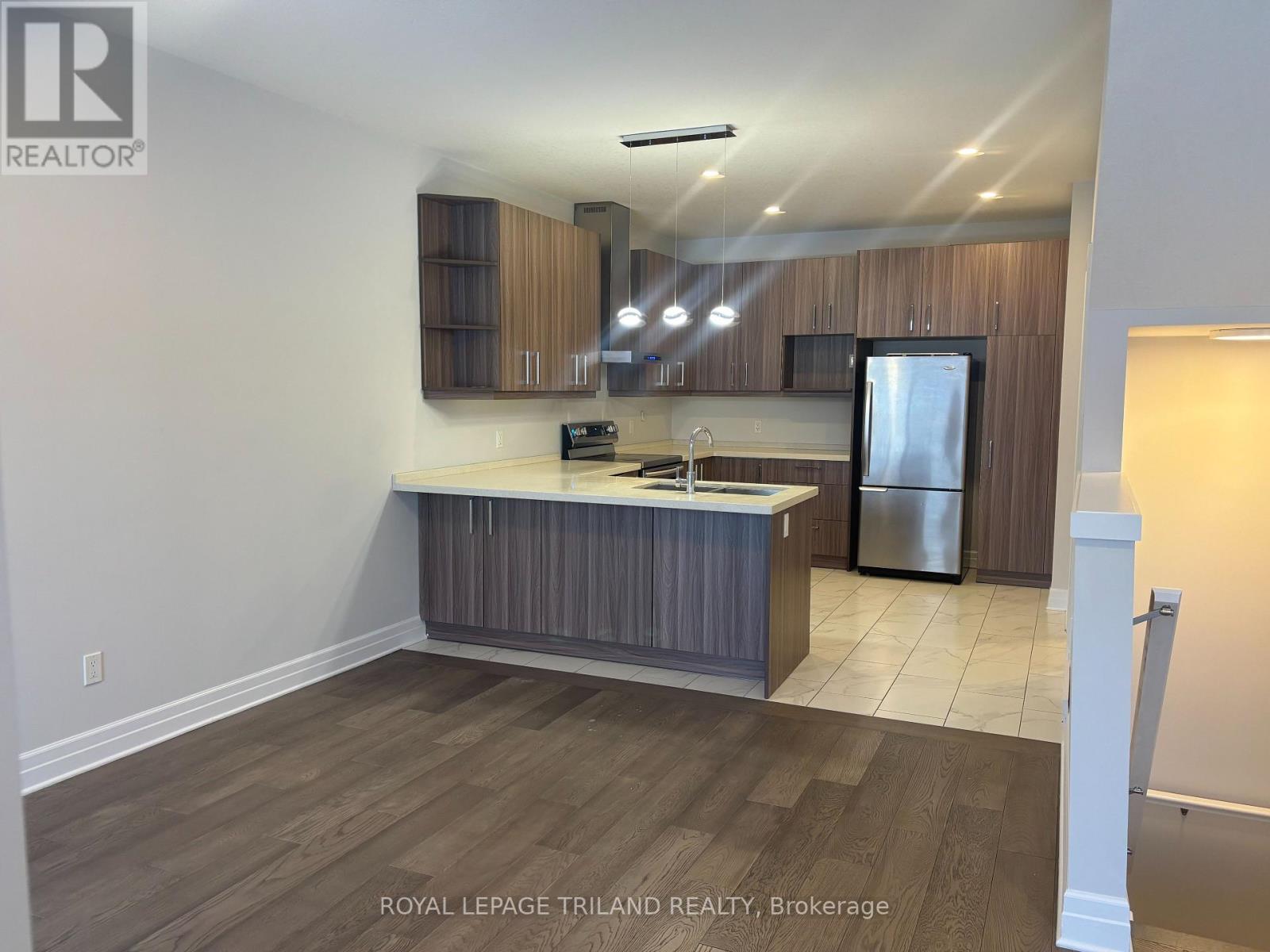 2610 Sheffield Boulevard, London South, Ontario  N6M 0J4 - Photo 6 - X12688752