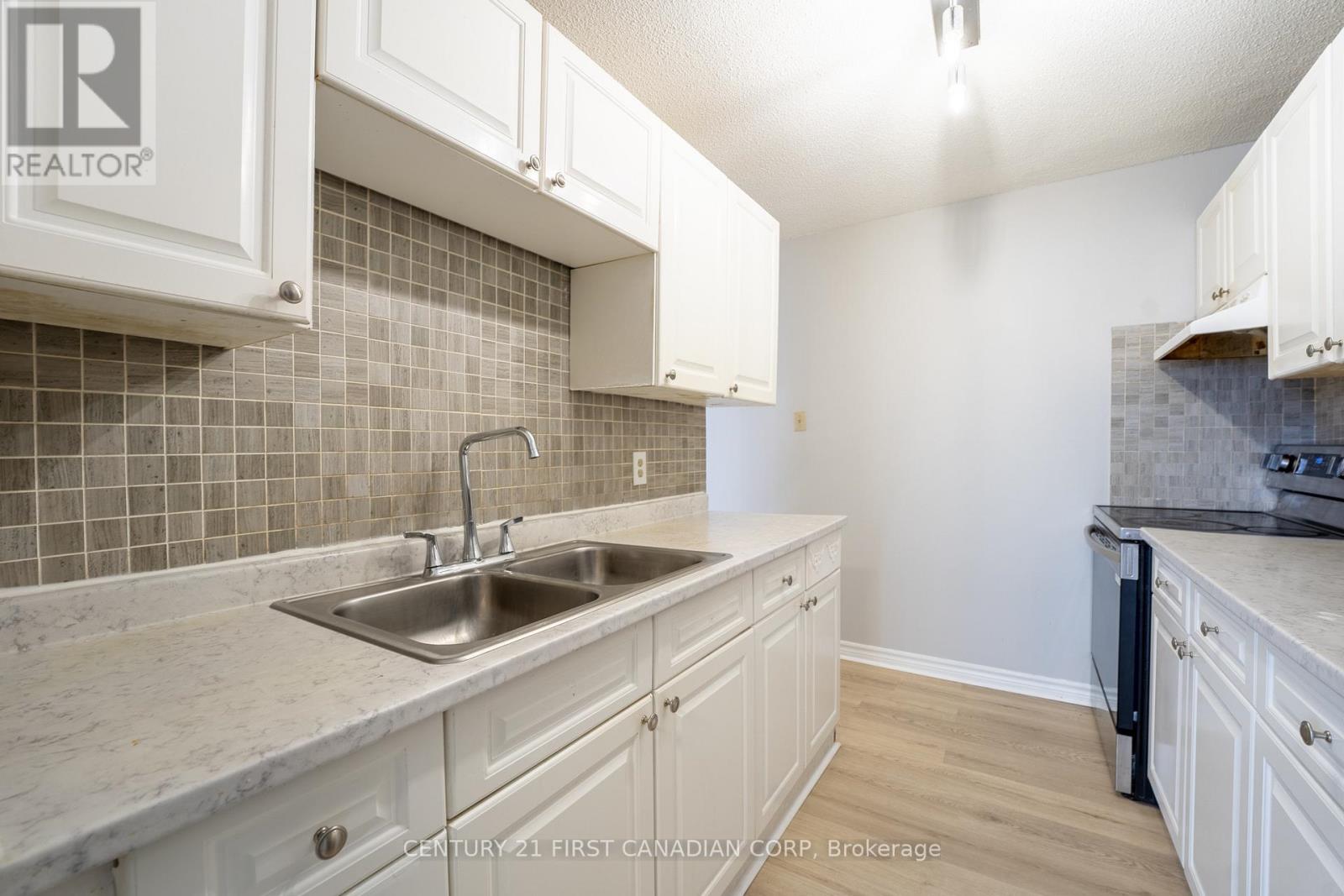 1002 - 1103 Jalna Boulevard, London South, Ontario  N6E 2W8 - Photo 10 - X12688762