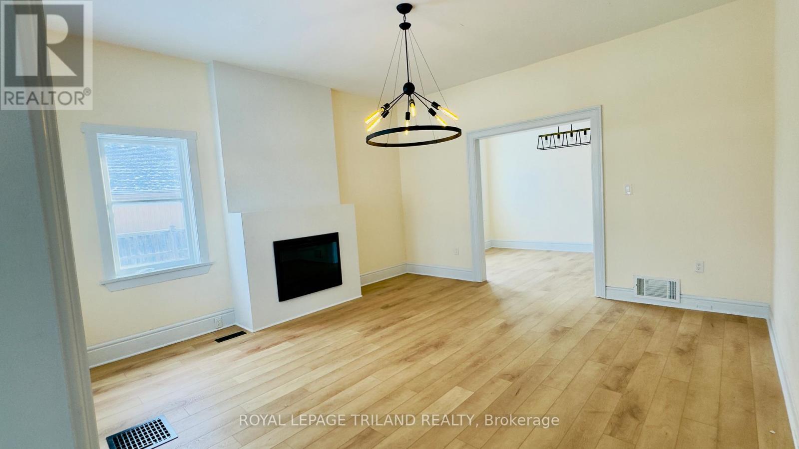 1287 Dundas Street, London East, Ontario  N5W 3B3 - Photo 3 - X12688796