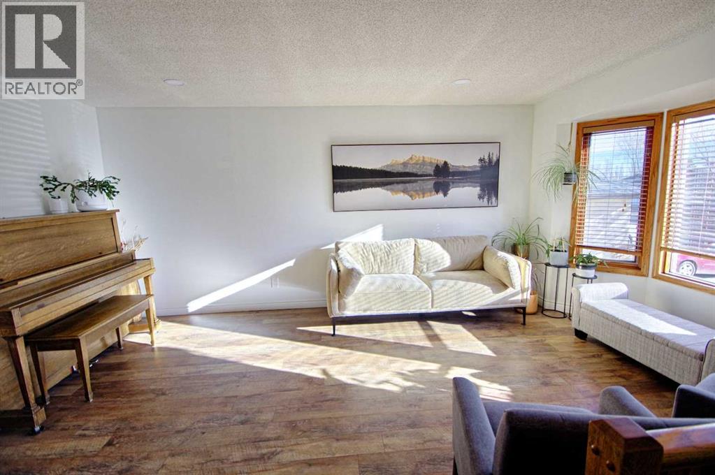 46 Heritage Crescent W, Lethbridge, Alberta  T1k 6X2 - Photo 4 - A2275739