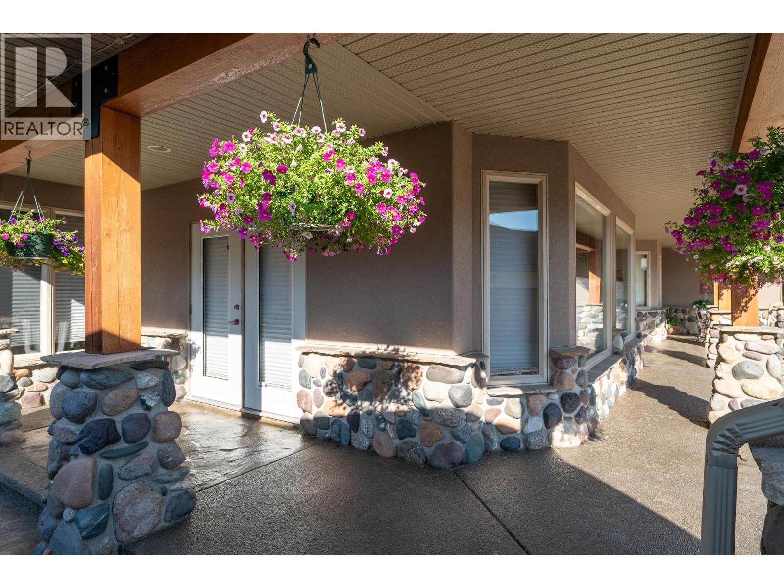 585 Coyote Drive, Kamloops, British Columbia  V2C 6T9 - Photo 50 - 10372533