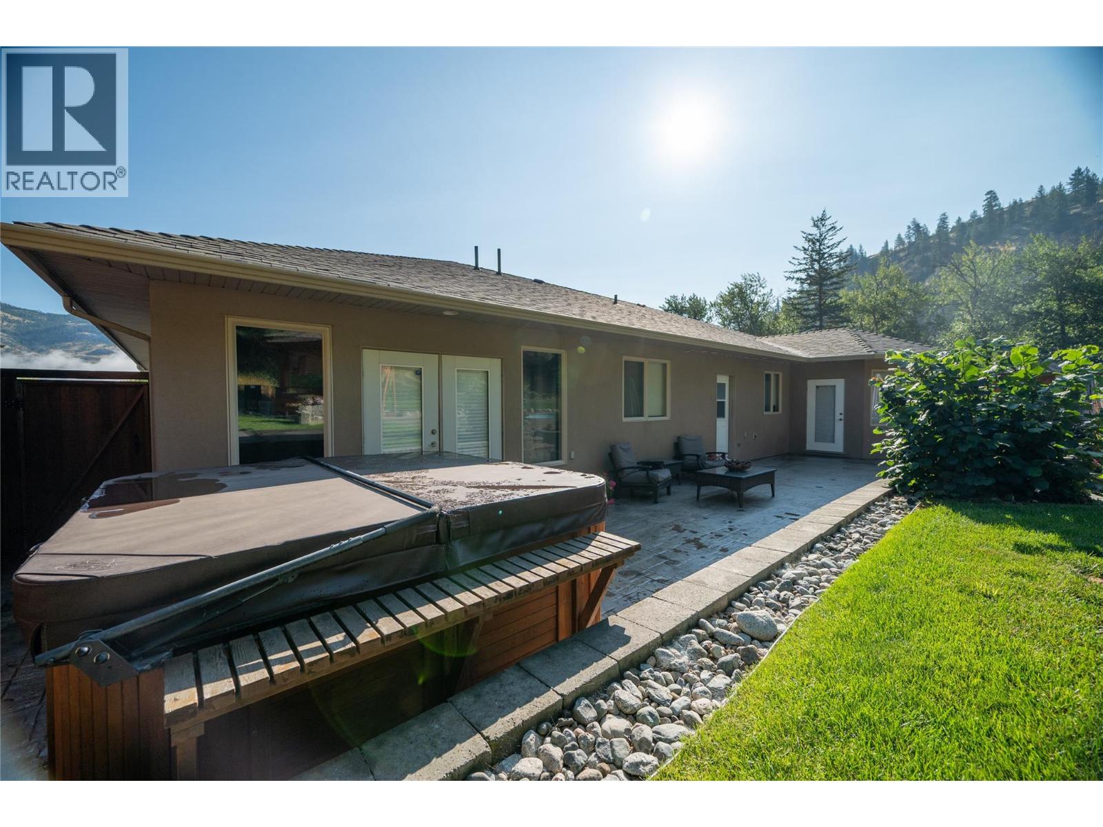 585 Coyote Drive, Kamloops, British Columbia  V2C 6T9 - Photo 69 - 10372533