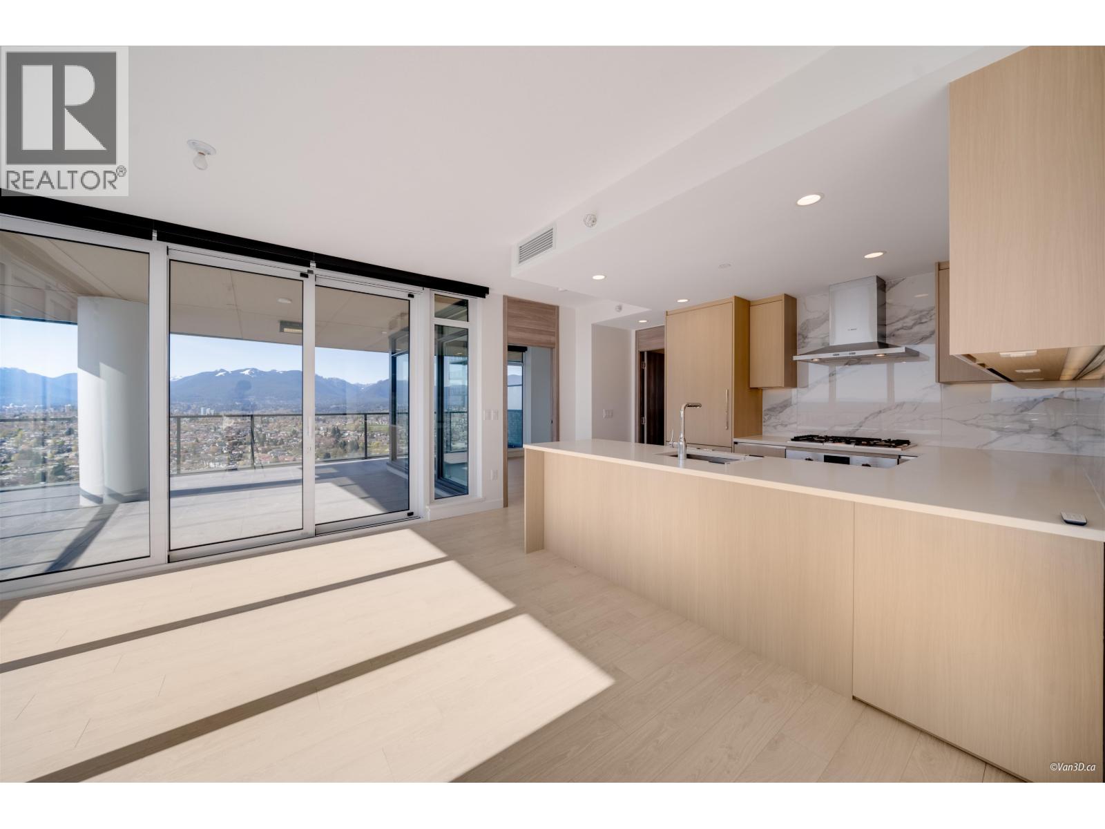 4203 4890 Lougheed Highway, Burnaby, British Columbia  V5C 0N2 - Photo 1 - R3078239