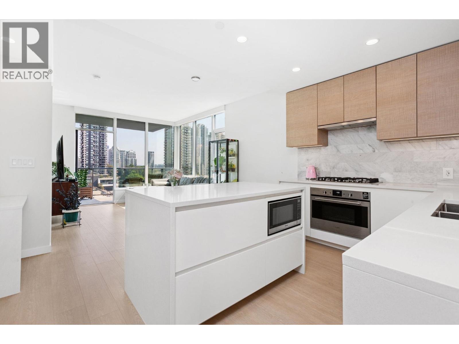 811 2186 Gilmore Avenue, Burnaby, British Columbia  V5C 0N7 - Photo 12 - R3078277