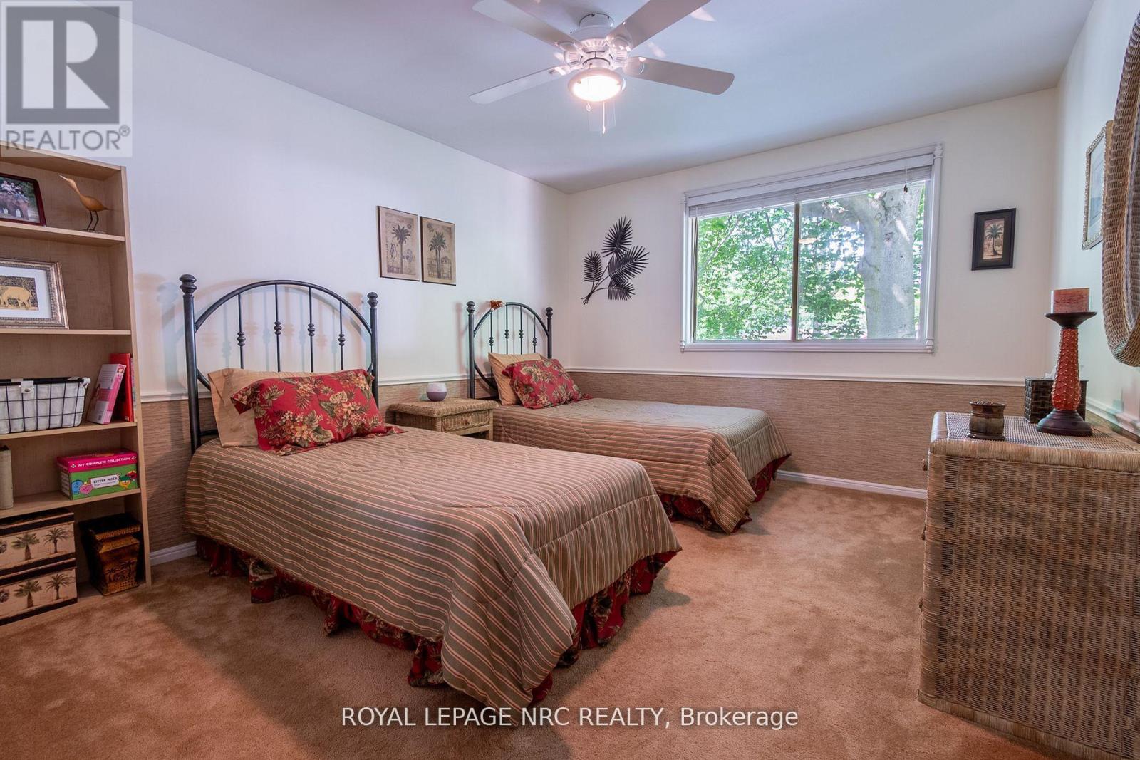 7077 Ridgewood Crescent, Niagara Falls, Ontario  L2J 2C2 - Photo 29 - X12688744