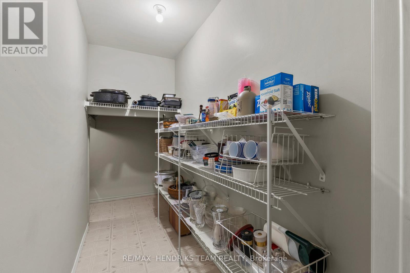 8 - 174 Martindale Road, St. Catharines, Ontario  L2S 3Z9 - Photo 34 - X12688782