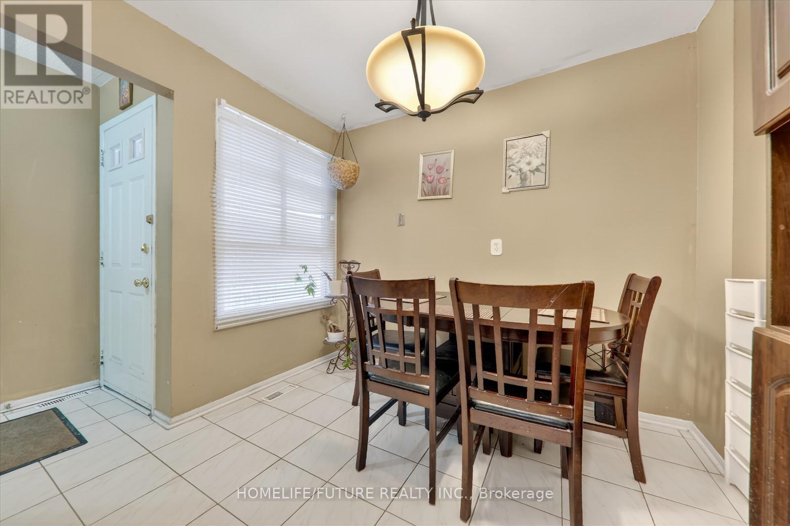 61 Warwick Castle Court, Toronto, Ontario  M1B 3E5 - Photo 10 - E12668864