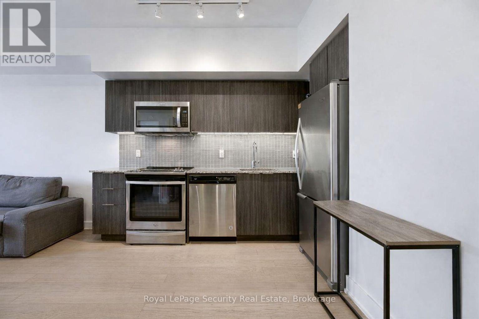 1915 - 30 Shore Breeze Drive, Toronto, Ontario  M8V 0J1 - Photo 6 - W12610798