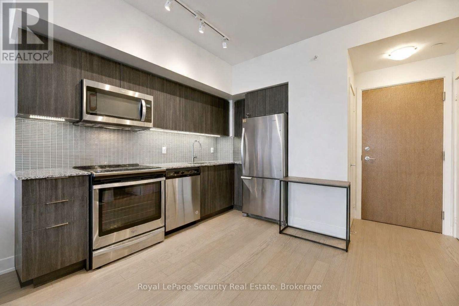 1915 - 30 Shore Breeze Drive, Toronto, Ontario  M8V 0J1 - Photo 7 - W12610798