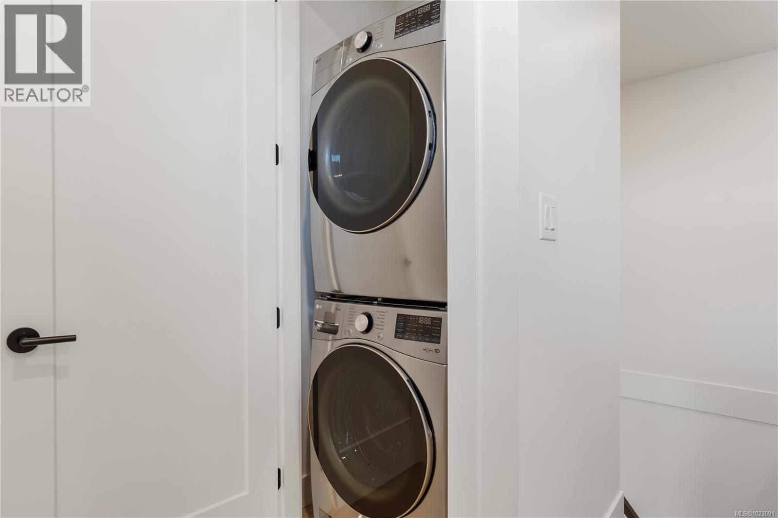 613 Madrona Pl, Langford, British Columbia  V9B 6C6 - Photo 16 - 1023091