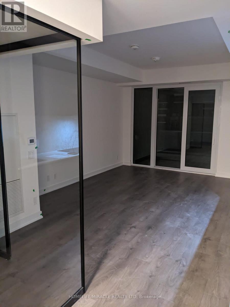 1306 - 108 Peter Street, Toronto, Ontario  M5V 0W2 - Photo 10 - C12688722