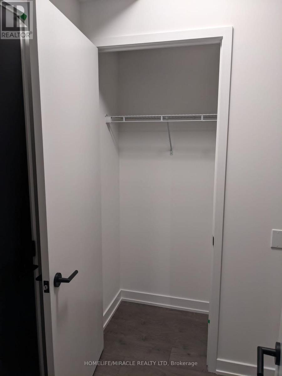 1306 - 108 Peter Street, Toronto, Ontario  M5V 0W2 - Photo 11 - C12688722