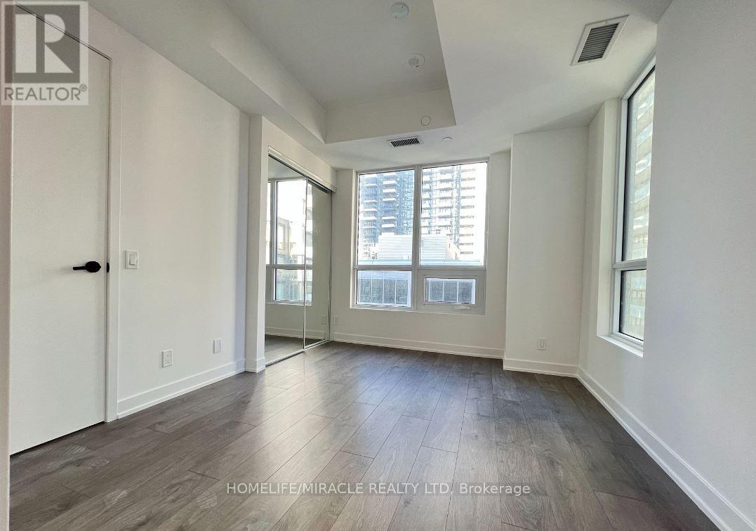 1306 - 108 Peter Street, Toronto, Ontario  M5V 0W2 - Photo 5 - C12688722