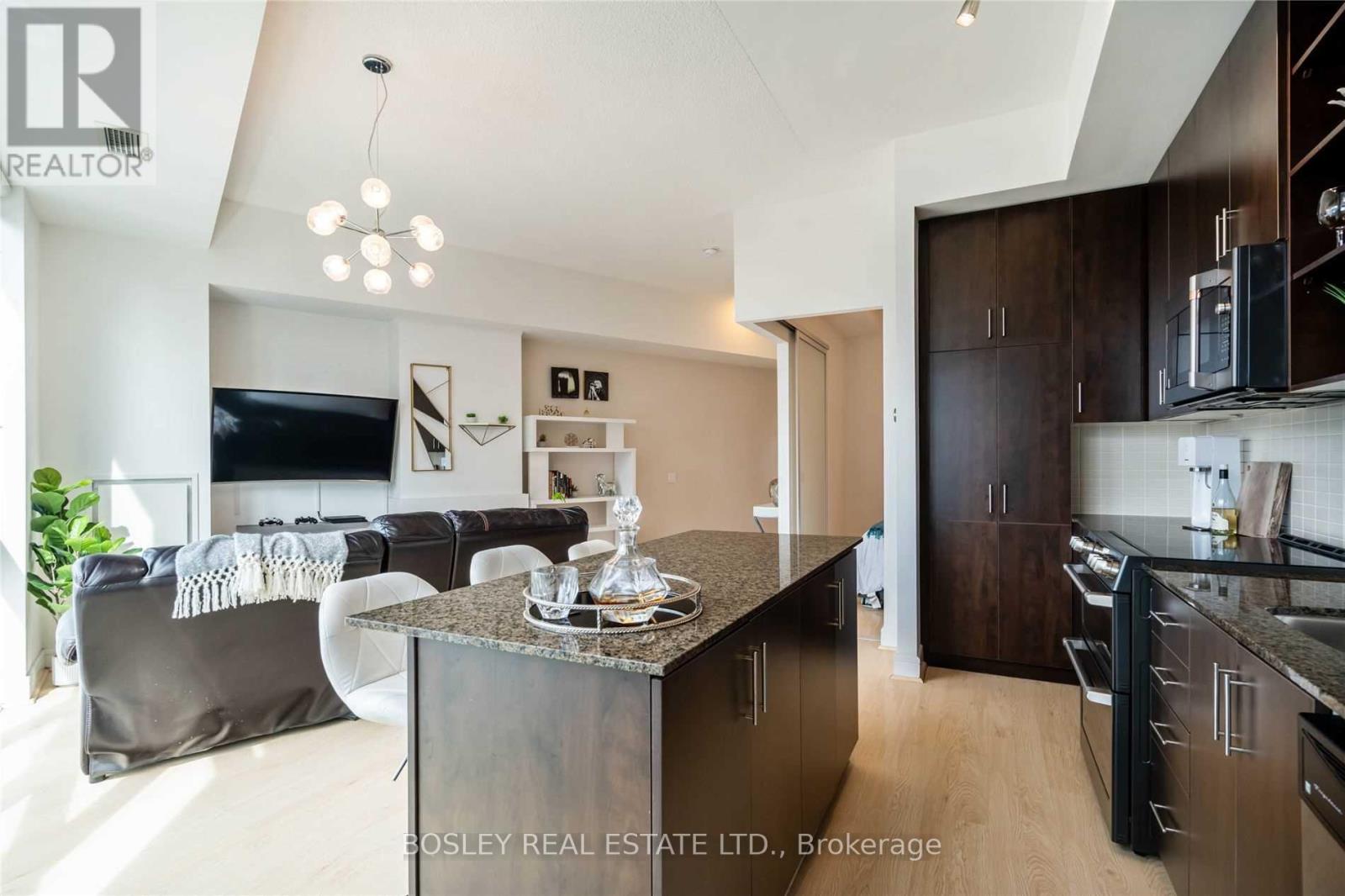 S523 - 112 George Street, Toronto, Ontario  M5A 2M5 - Photo 9 - C12688760