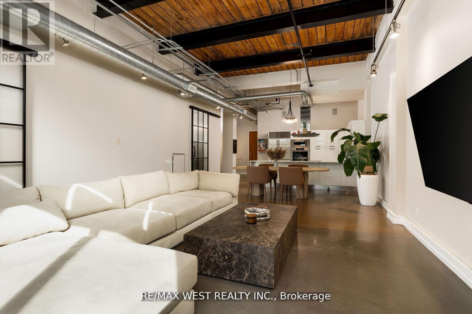 115 - 43 Hanna Avenue, Toronto, Ontario  M6K 1X1 - Photo 2 - C12688766