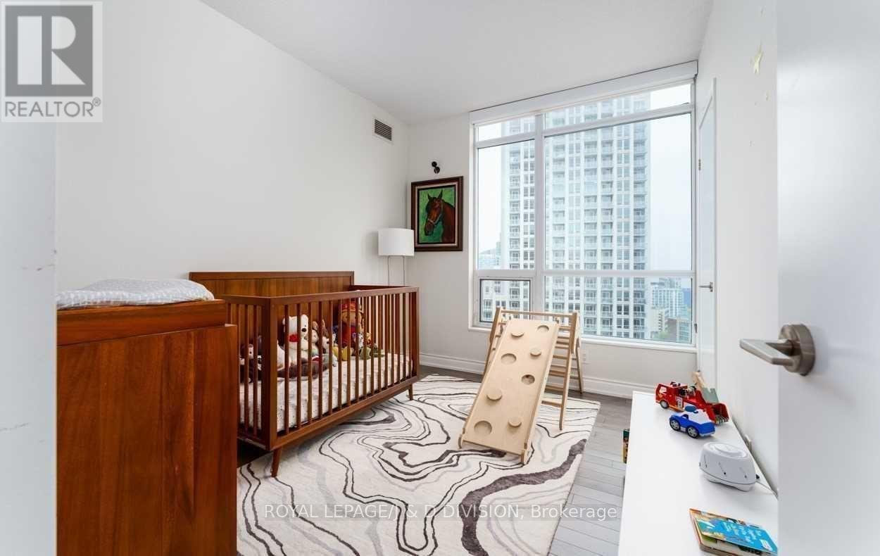 2304 - 215 Fort York Boulevard, Toronto, Ontario  M5V 4A2 - Photo 16 - C12688806