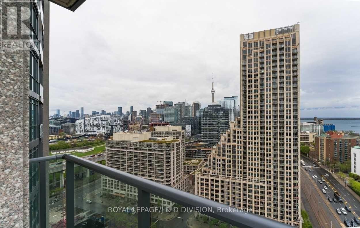 2304 - 215 Fort York Boulevard, Toronto, Ontario  M5V 4A2 - Photo 23 - C12688806