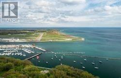 2304 - 215 Fort York Boulevard, Toronto, Ontario  M5V 4A2 - Photo 6 - C12688806