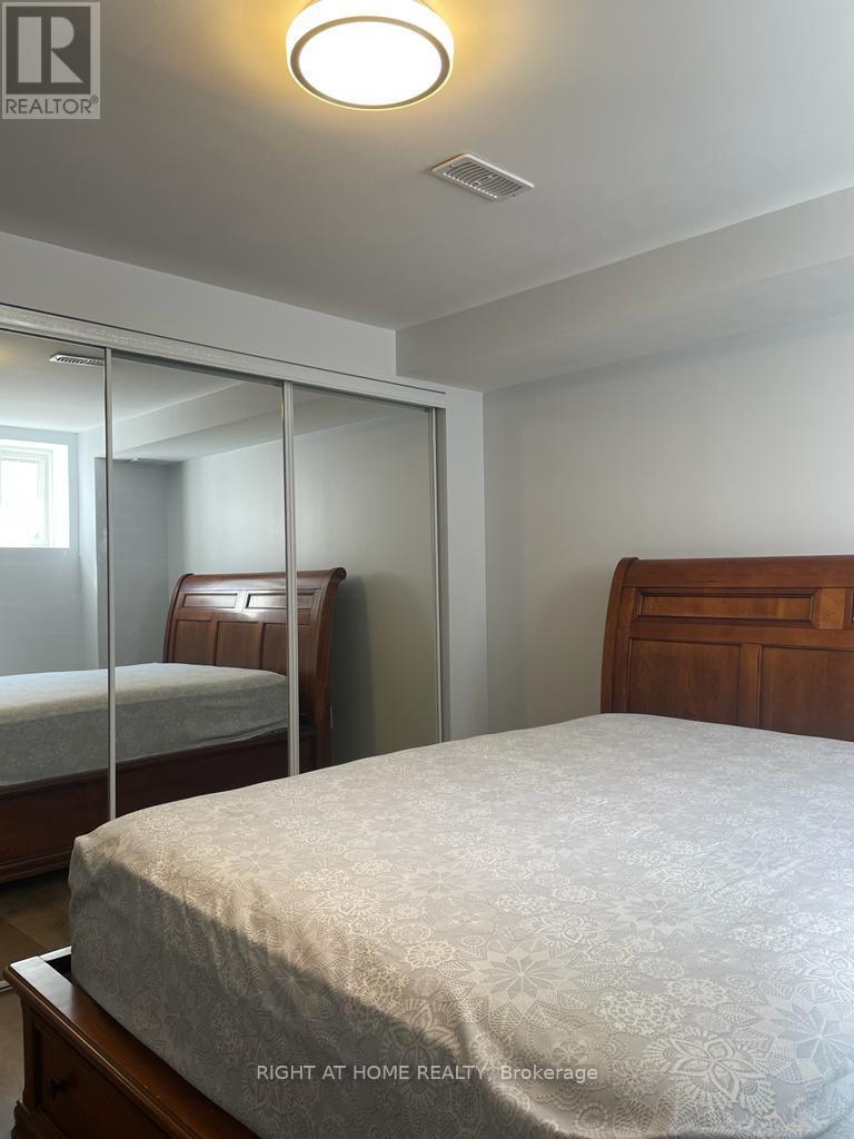 31 (Basement) - 1815 Fairport Road, Pickering, Ontario  L1V 0E3 - Photo 7 - E12688646