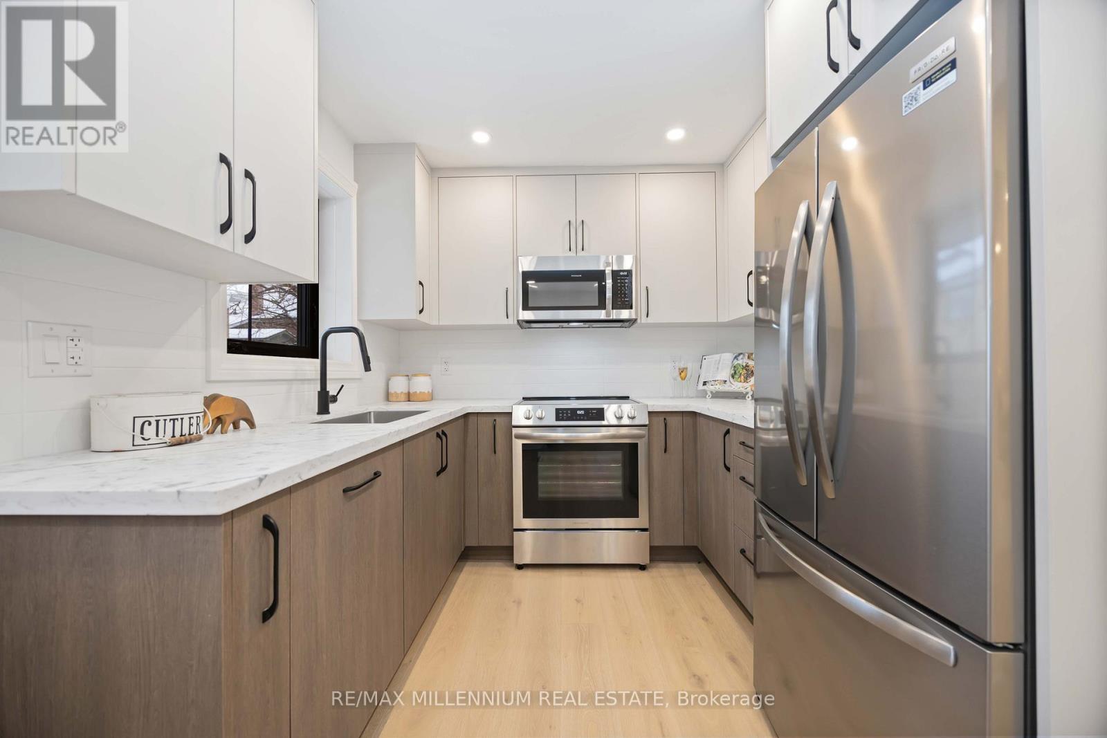 131 Applefield Drive, Toronto, Ontario  M1P 3Y5 - Photo 19 - E12688768