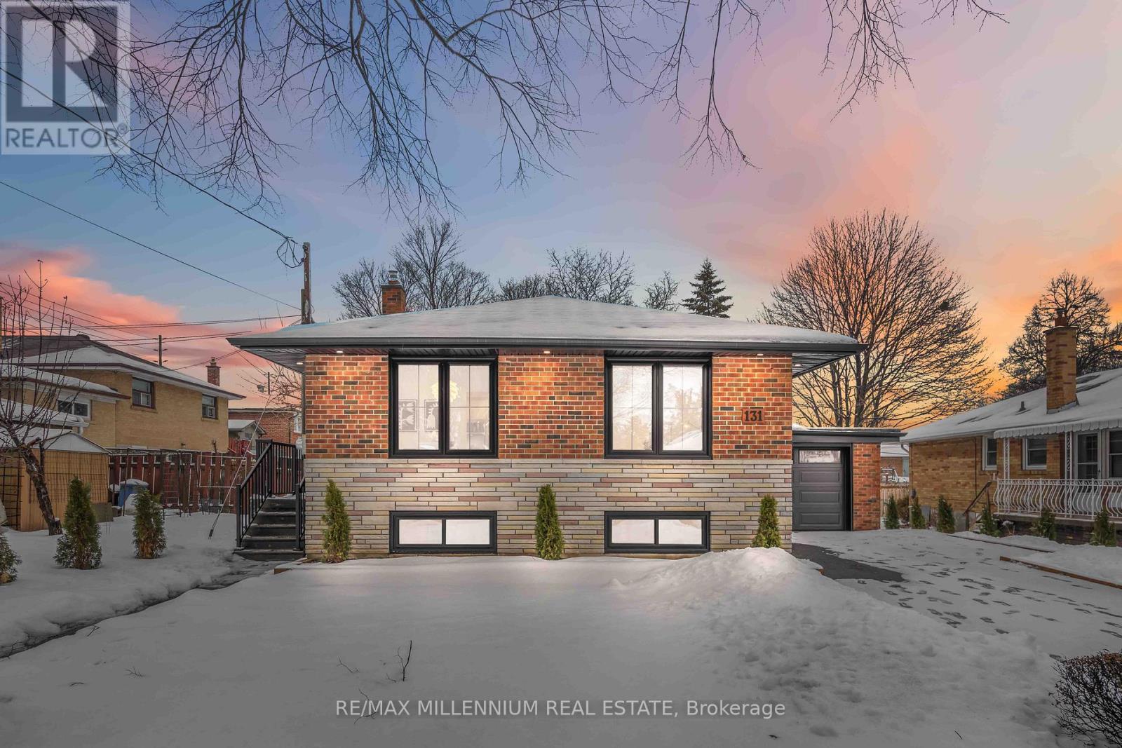 131 Applefield Drive, Toronto, Ontario  M1P 3Y5 - Photo 2 - E12688768