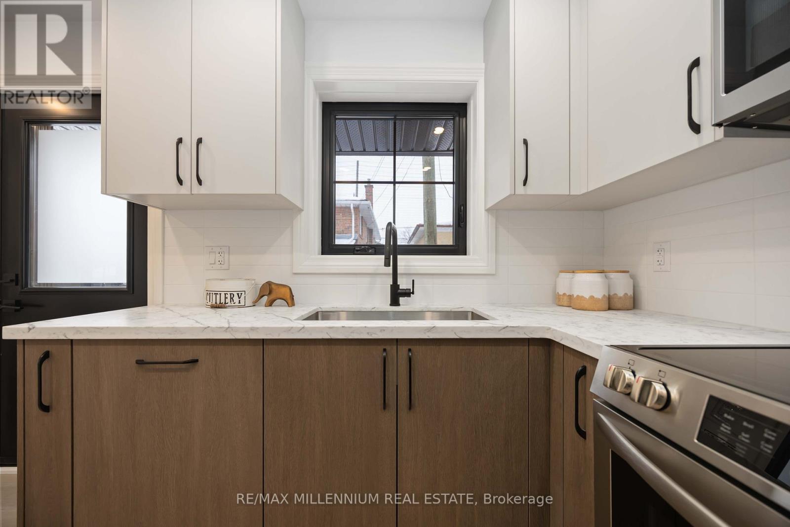 131 Applefield Drive, Toronto, Ontario  M1P 3Y5 - Photo 21 - E12688768