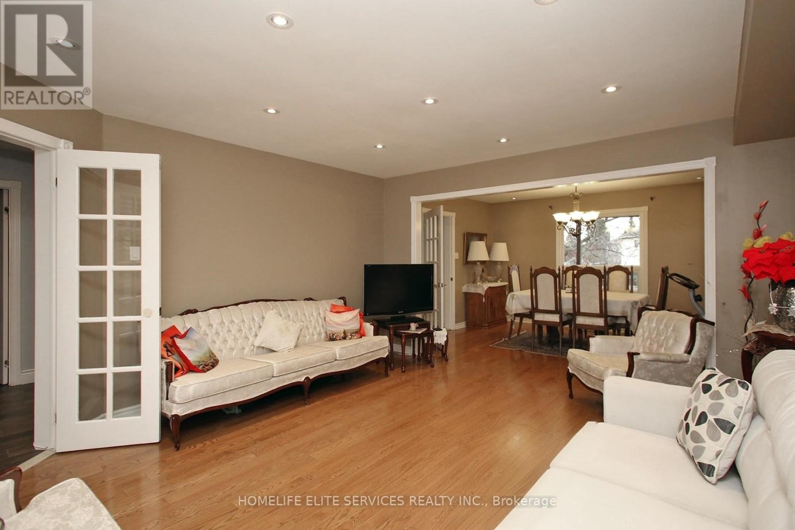 58 Hearne Crescent, Ajax, Ontario  L1T 3P6 - Photo 6 - E12688870