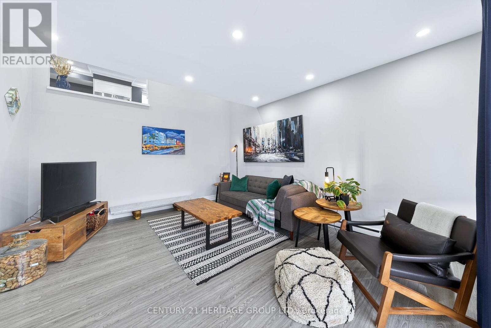 293 Milestone Crescent, Aurora, Ontario  L4G 3M2 - Photo 5 - N12688676