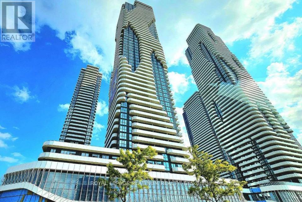 3512 - 8 Interchange Way, Vaughan, Ontario  L4K 0R2 - Photo 1 - N12688682