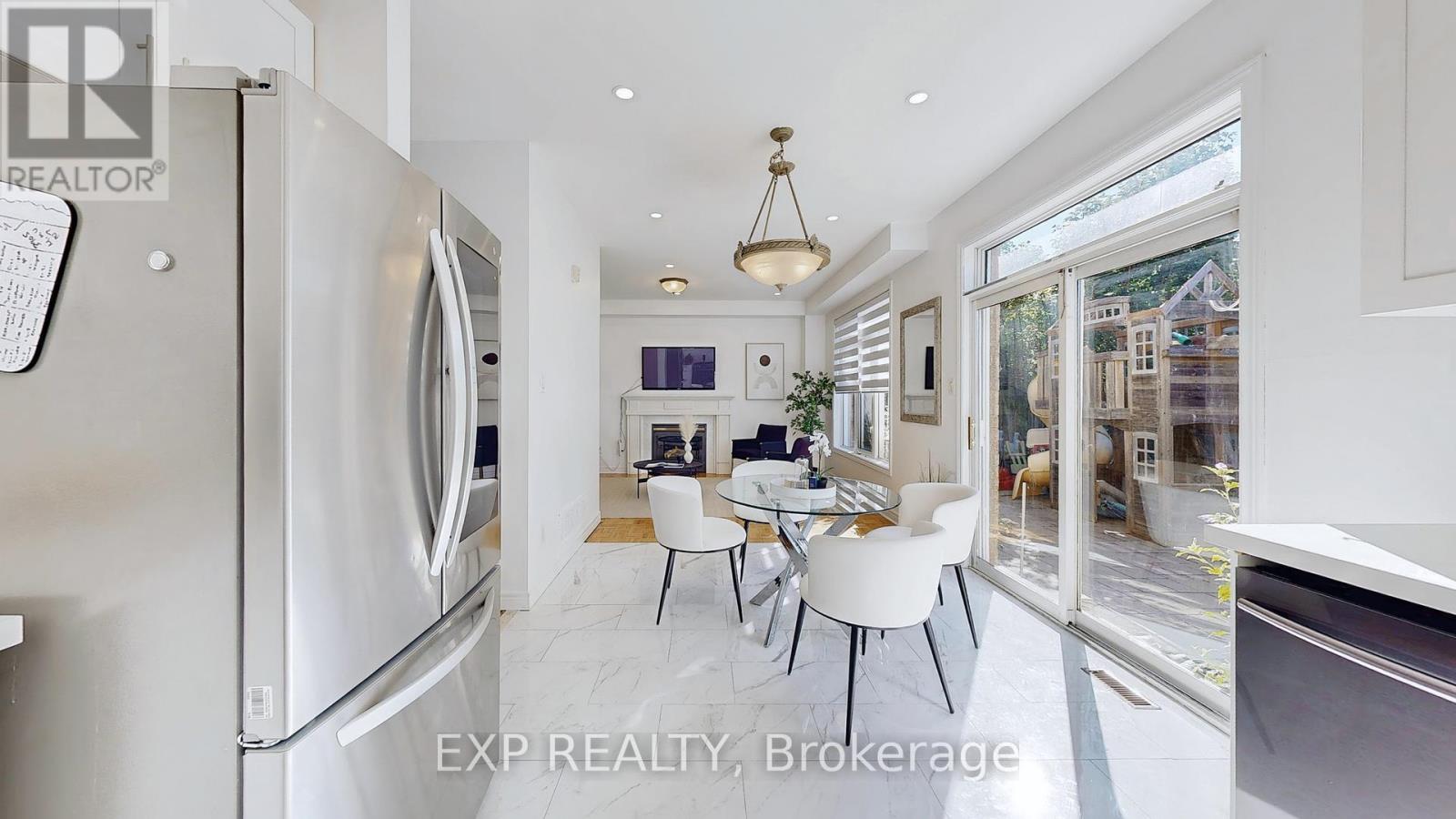 19 La Rocca Avenue, Vaughan, Ontario  L4H 2B6 - Photo 15 - N12688830