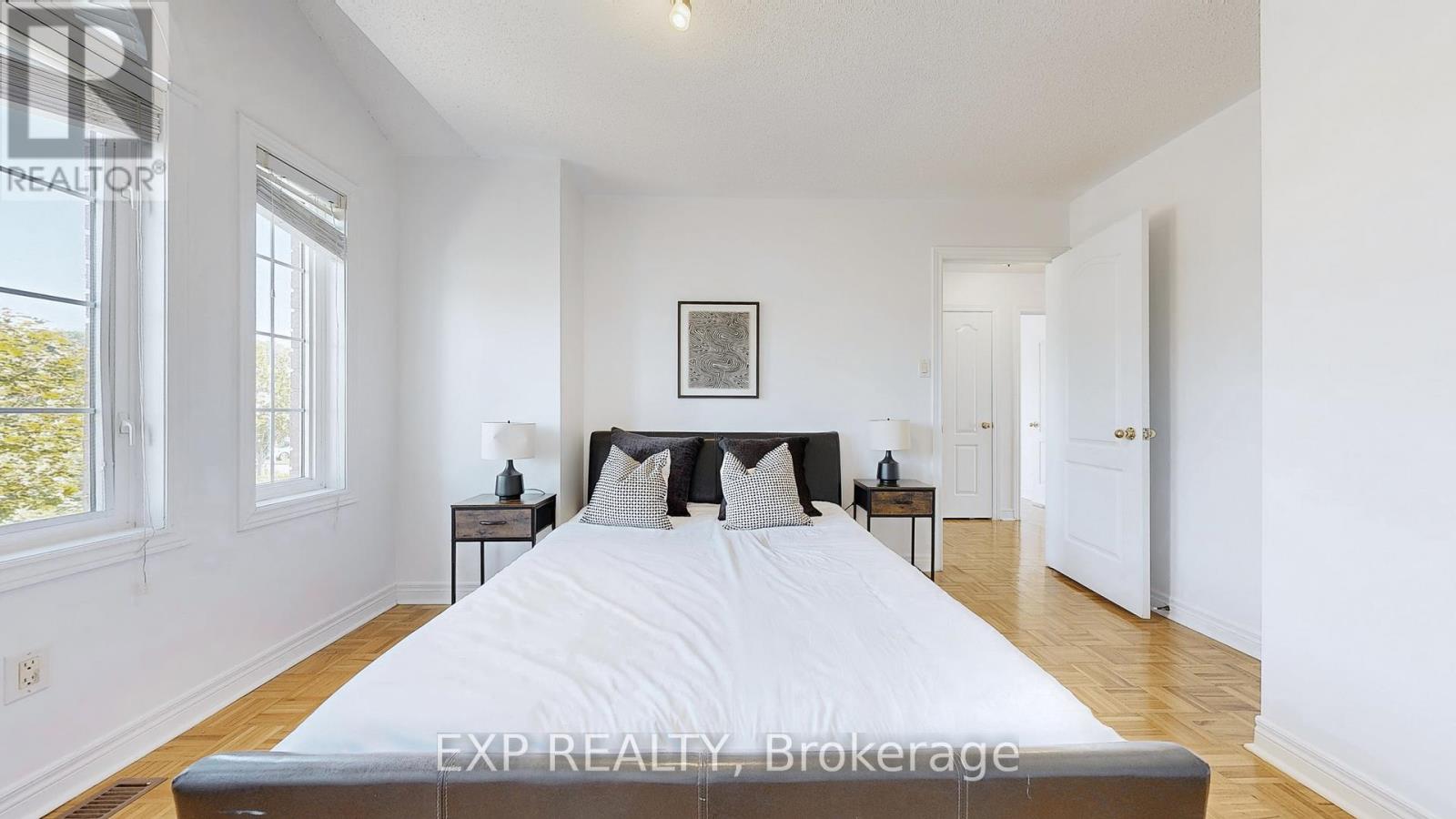 19 La Rocca Avenue, Vaughan, Ontario  L4H 2B6 - Photo 30 - N12688830