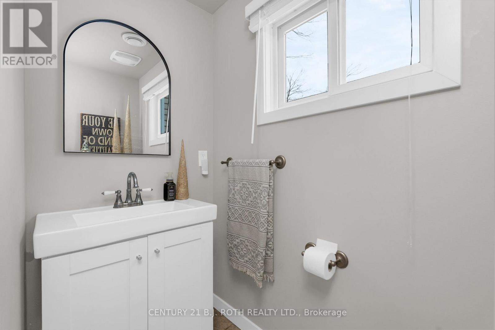 440 Barrie Road, Orillia, Ontario  L3V 6L9 - Photo 27 - S12688878