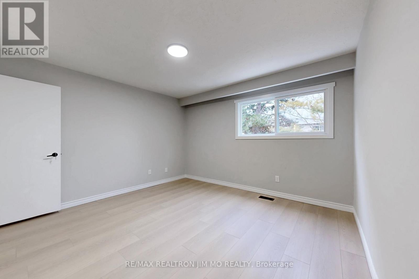 31 Angus Drive, Toronto, Ontario  M2J 2W9 - Photo 26 - C12686016