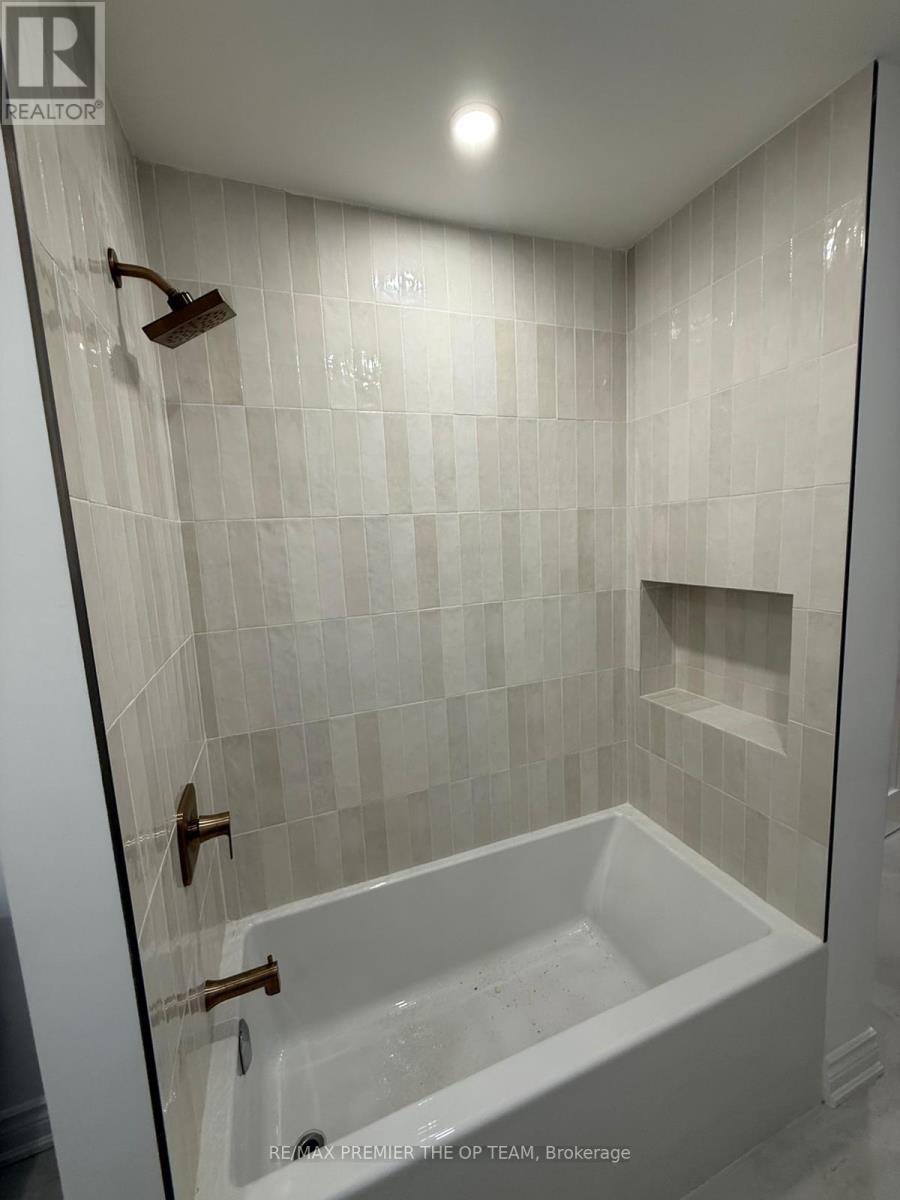 Upper Level - 54 Vaughan Road, Toronto, Ontario  M6G 2N4 - Photo 12 - C12687388